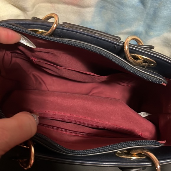 Purse - Picture 3 of 3